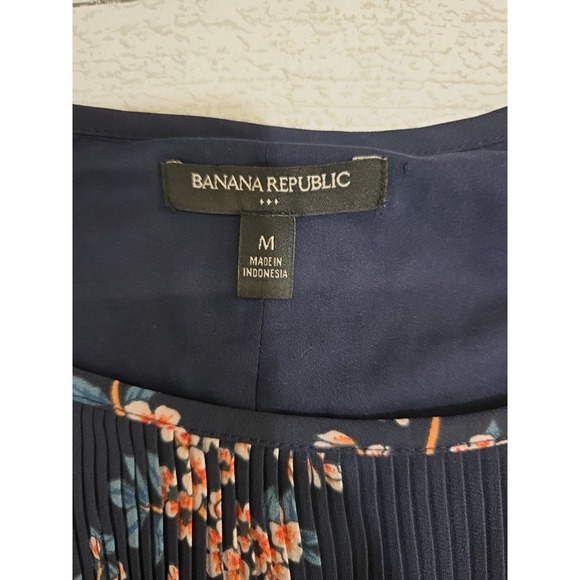 Banana Republic Sleeveless Pleated Navy Floral Dress Size M - Picture 4 of 5